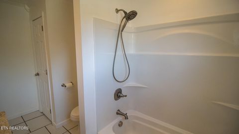 Tiny photo for 412 George Washington Drive, Dandridge, TN 37725 (MLS # 1326117)