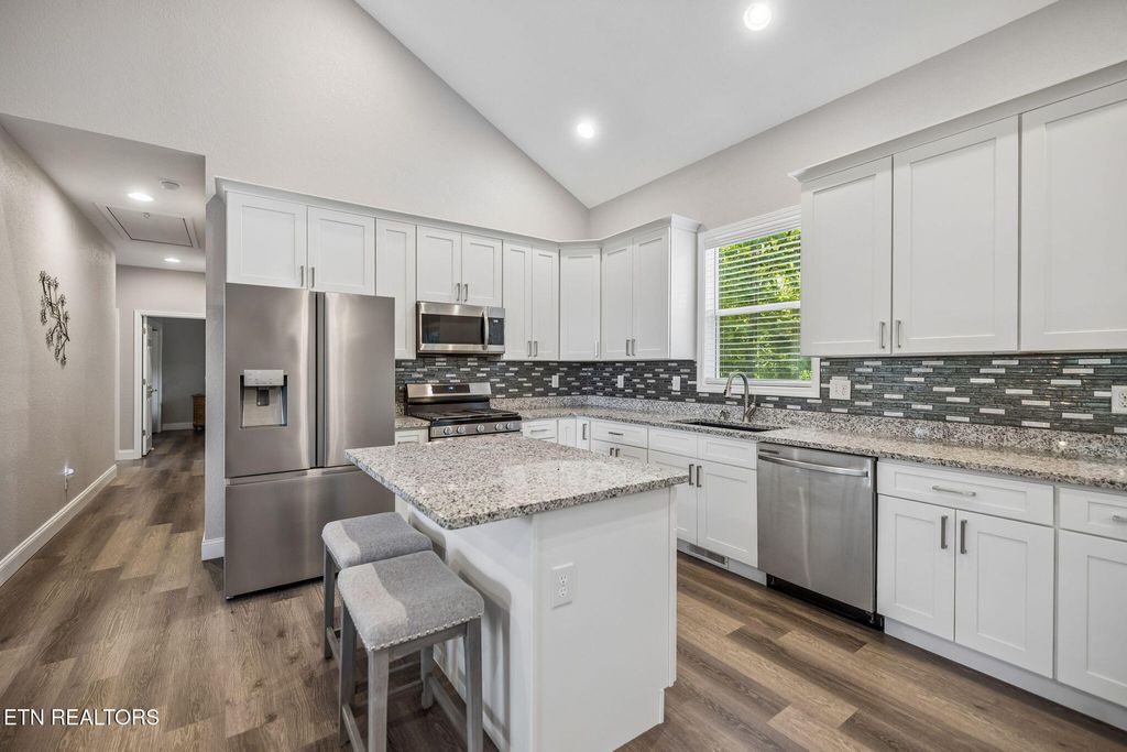 Photo of 135 Country Way Rd, Vonore, TN 37885 (MLS # 1339259)