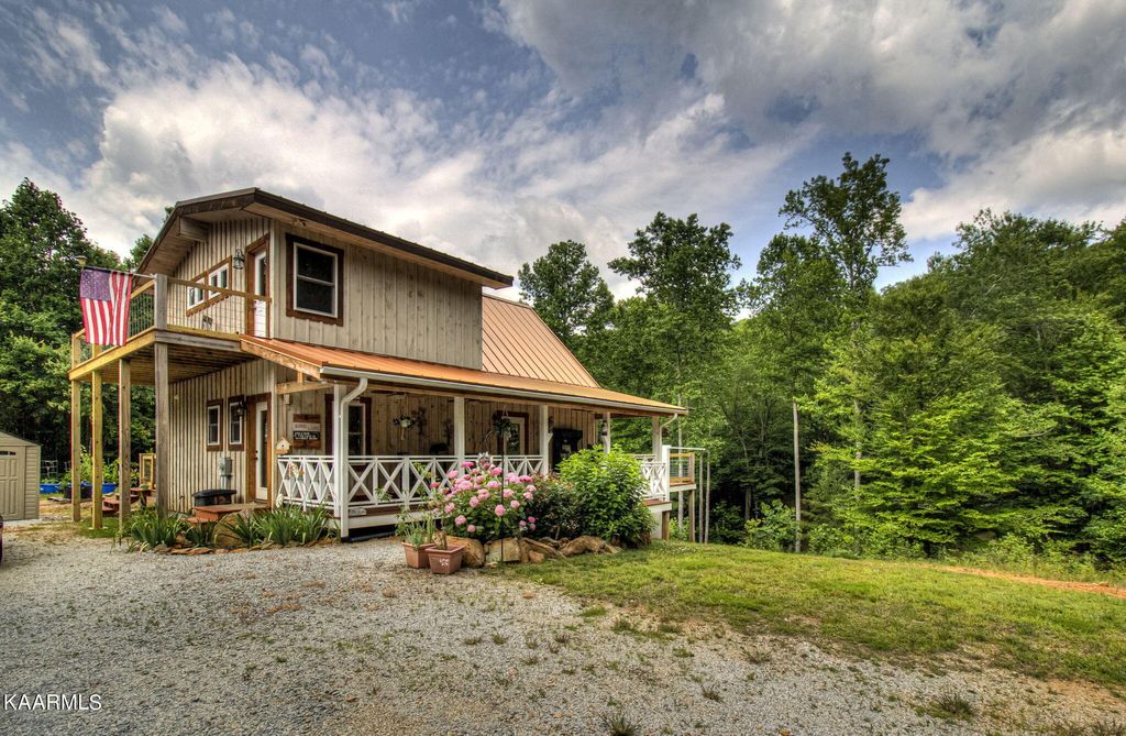 Photo of 193 Black Mountain Rd, Tellico Plains, TN 37385 (MLS # 1229538)