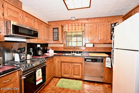 Tiny photo for 146 E Leatherwood Drive, Walland, TN 37886 (MLS # 1360328)
