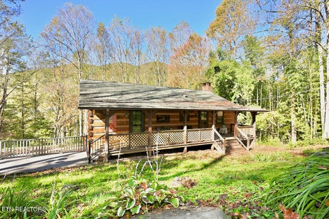 Tiny photo for 146 E Leatherwood Drive, Walland, TN 37886 (MLS # 1360328)