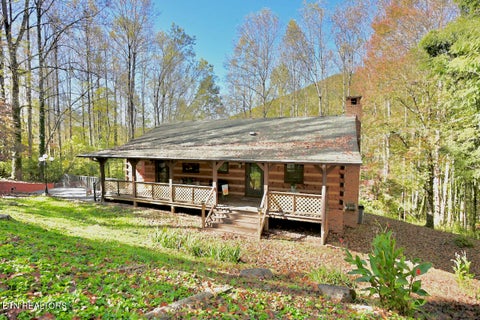Photo of 146 E Leatherwood Drive, Walland, TN 37886 (MLS # 1360328)