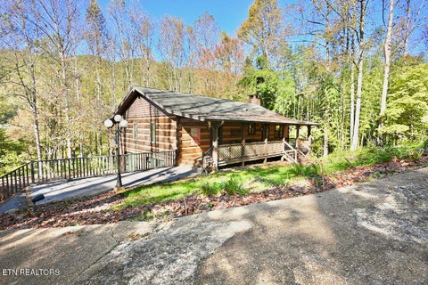 Tiny photo for 146 E Leatherwood Drive, Walland, TN 37886 (MLS # 1360328)