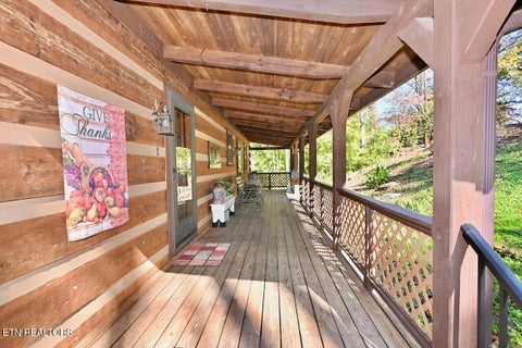 Tiny photo for 146 E Leatherwood Drive, Walland, TN 37886 (MLS # 1360328)