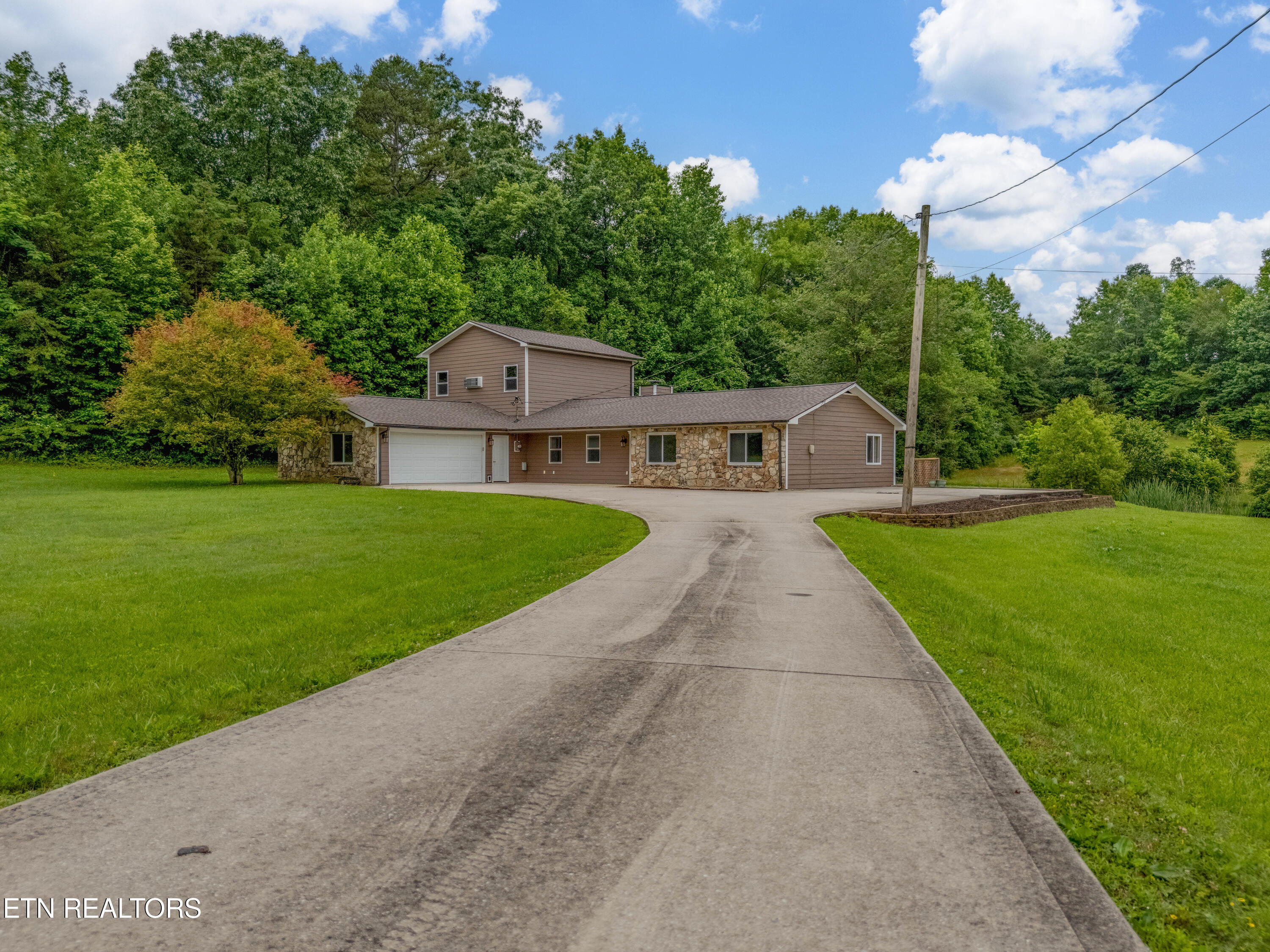 150 Ray Cross Rd