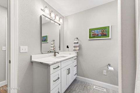 Tiny photo for 11 Kenwood Court, Fairfield Glade, TN 38558 (MLS # 1334637)