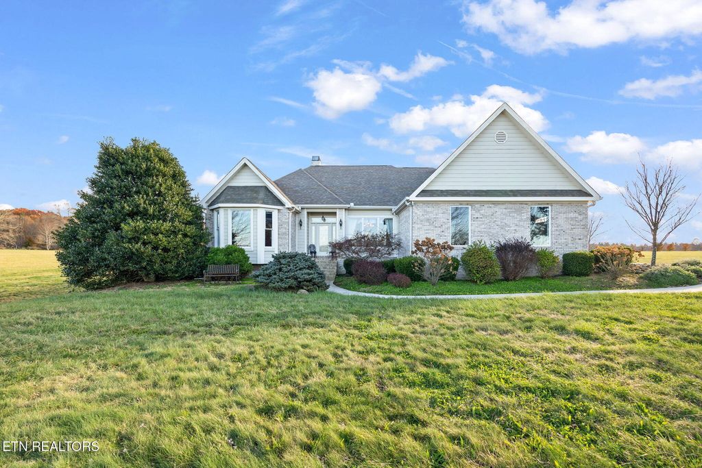 Photo of 135 Austin Lane, Deer Lodge, TN 37726 (MLS # 1322131)