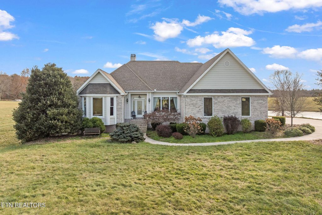 Photo of 135 Austin Lane, Deer Lodge, TN 37726 (MLS # 1322131)