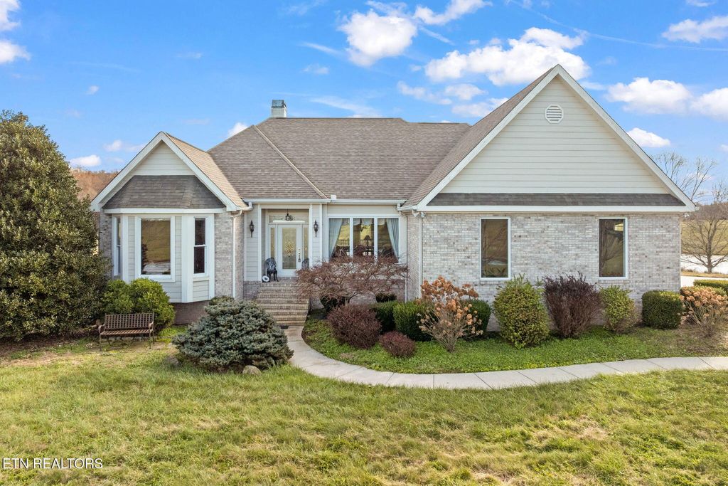 Photo of 135 Austin Lane, Deer Lodge, TN 37726 (MLS # 1322131)