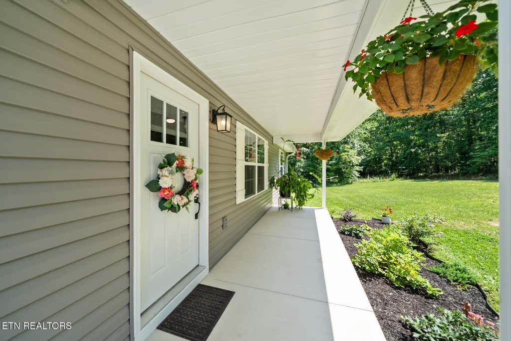Photo of 601 Catawba Lane, Crossville, TN 38572 (MLS # 1349745)