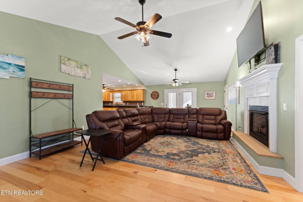 Photo of 455 Carriage Drive, Crossville, TN 38555 (MLS # 1323080)