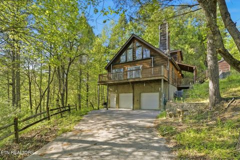 Photo of 803 Kerrys View Way, Pigeon Forge, TN 37863 (MLS # 1338266)