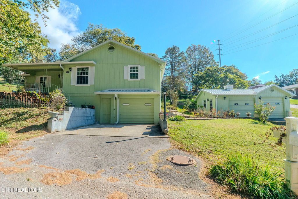 Photo of 1916 N Sizer Ave, Jefferson City, TN 37760 (MLS # 1318571)