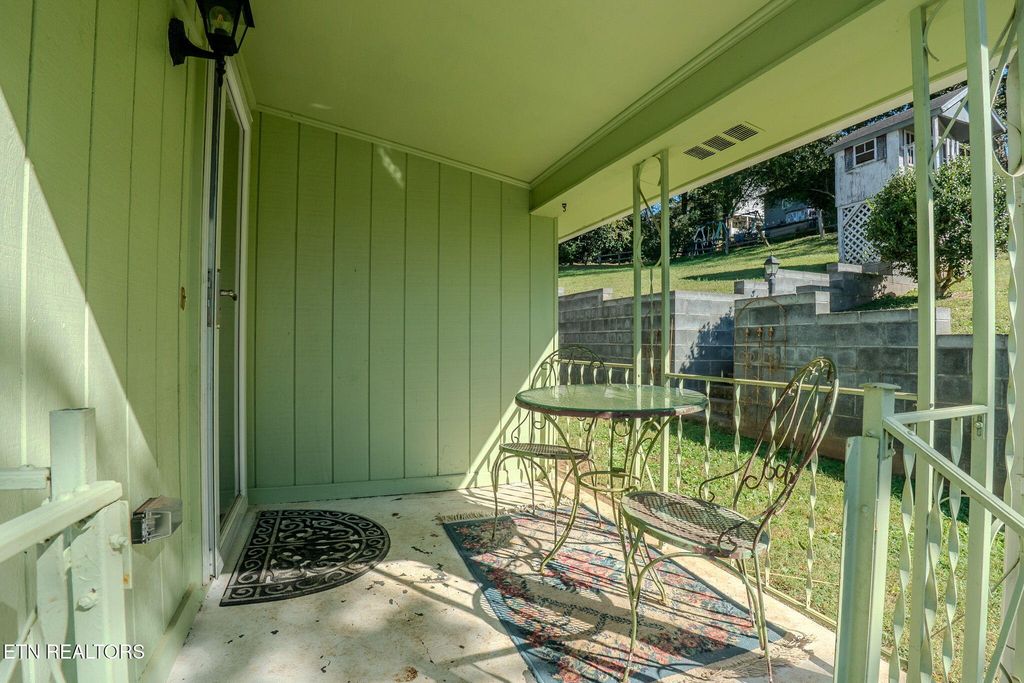 Photo of 1916 N Sizer Ave, Jefferson City, TN 37760 (MLS # 1318571)