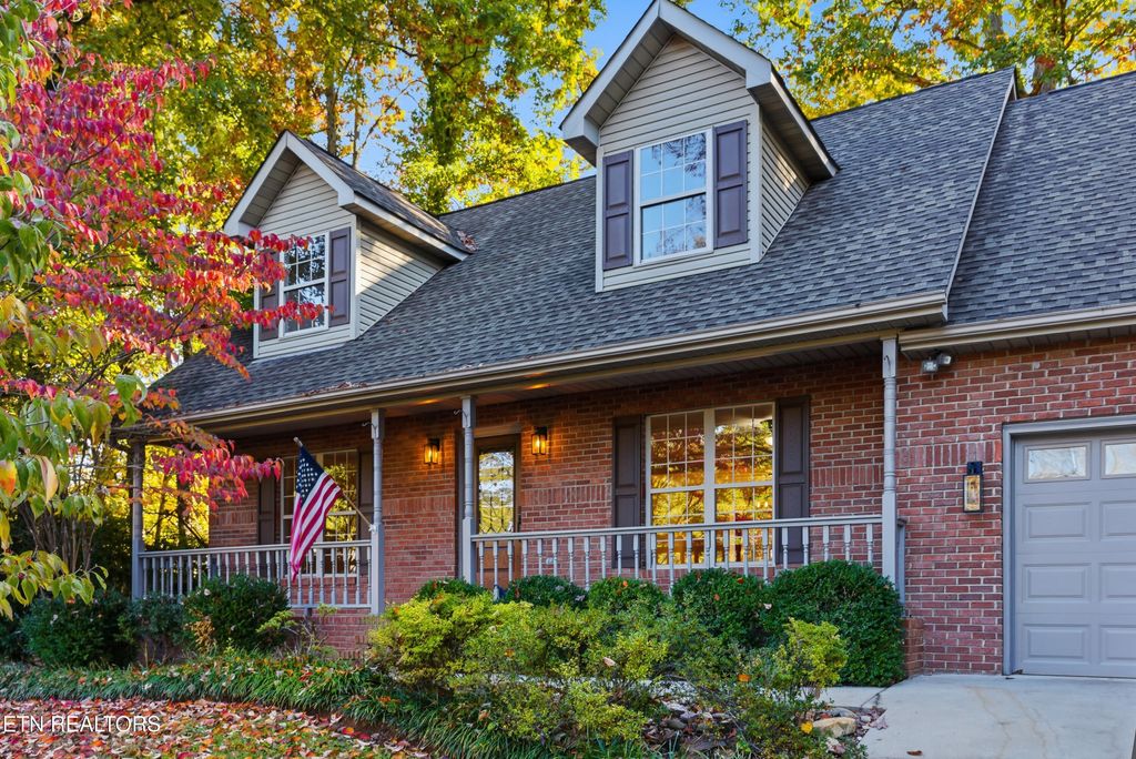 Photo of 467 Timbercreek Drive, Maryville, TN 37803 (MLS # 1320119)