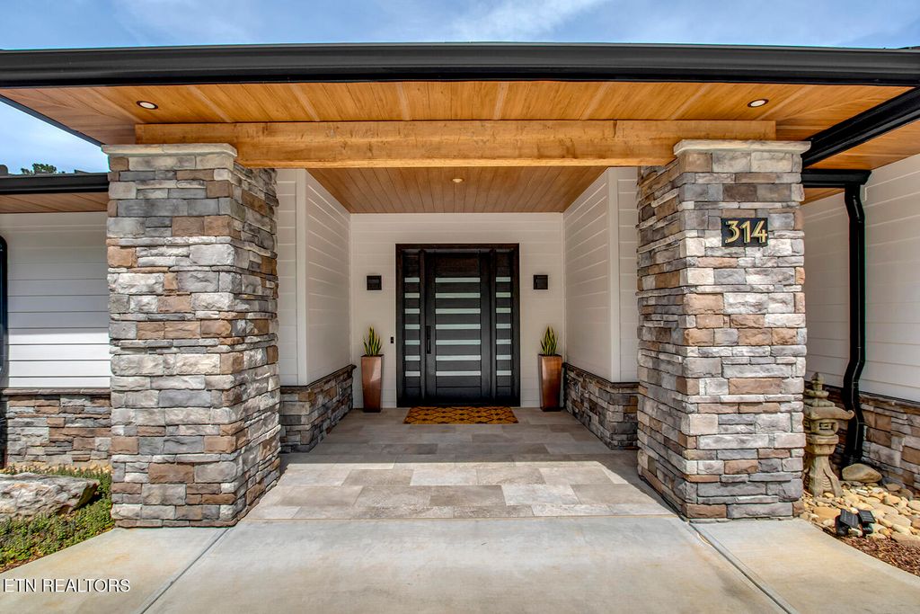 Photo of 314 Miami Lane, Loudon, TN 37774 (MLS # 1337358)