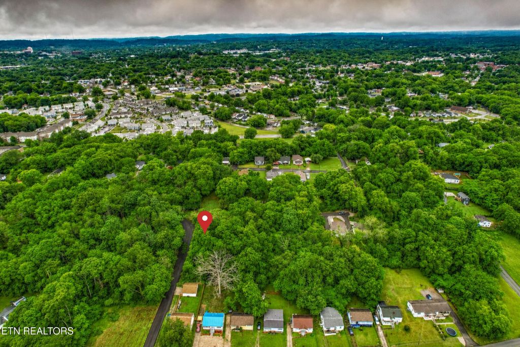 Photo of 0 Daisy Ave, Knoxville, TN 37915 (MLS # 1343518)