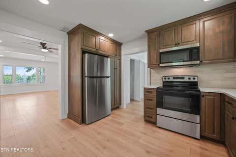 Tiny photo for 2925 Ramona St, Knoxville, TN 37921 (MLS # 1346966)