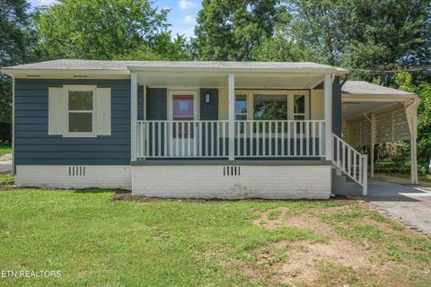 Photo of 2925 Ramona St, Knoxville, TN 37921 (MLS # 1346966)