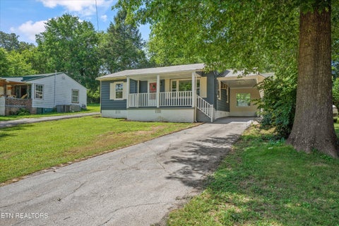 Tiny photo for 2925 Ramona St, Knoxville, TN 37921 (MLS # 1346966)