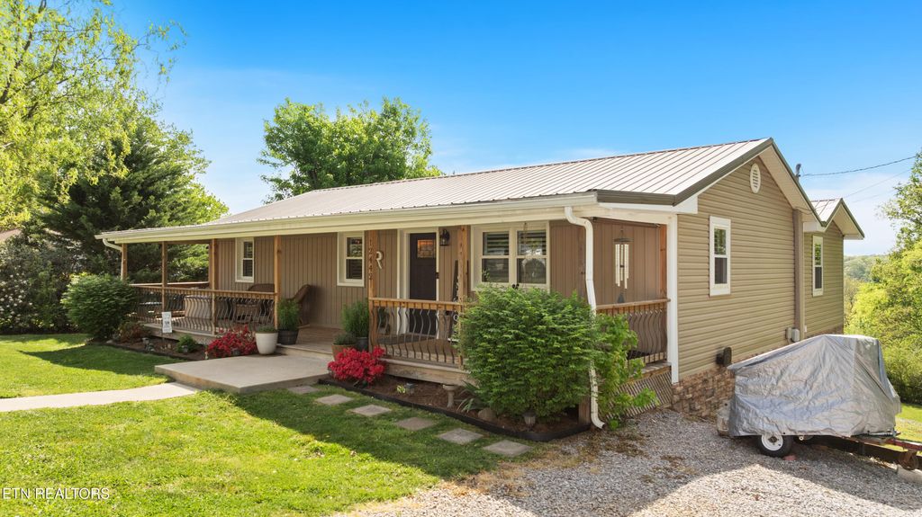 Photo of 12442 Buttermilk Rd, Knoxville, TN 37932 (MLS # 1336813)