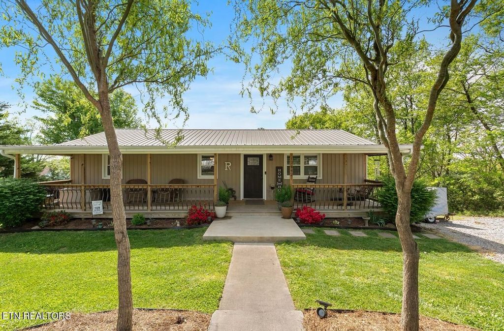 Photo of 12442 Buttermilk Rd, Knoxville, TN 37932 (MLS # 1336813)