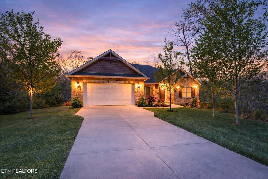Photo of 107 Charles Place, Crossville, TN 38558 (MLS # 1341435)