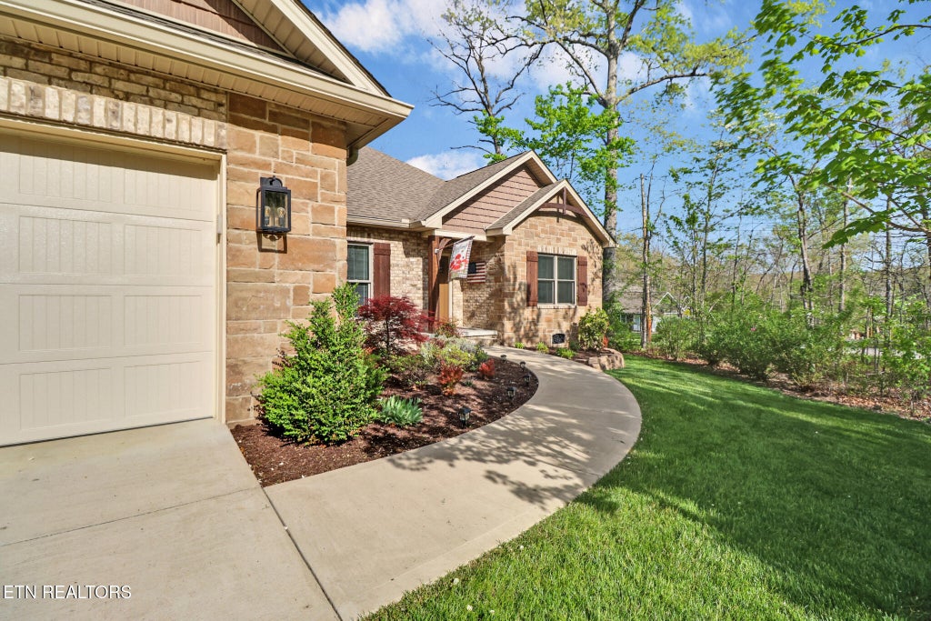 Photo of 107 Charles Place, Crossville, TN 38558 (MLS # 1341435)