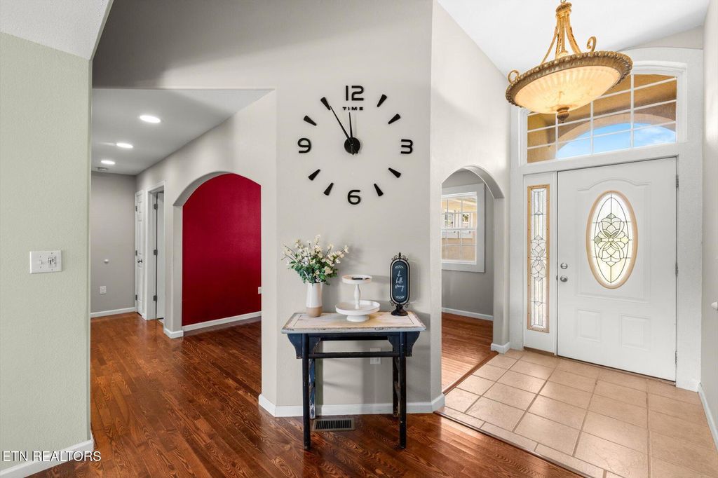 Photo of 205 Christianburg Rd, Sweetwater, TN 37874 (MLS # 1298057)