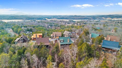 Tiny photo for 940 Buck Way, Sevierville, TN 37876 (MLS # 1328818)