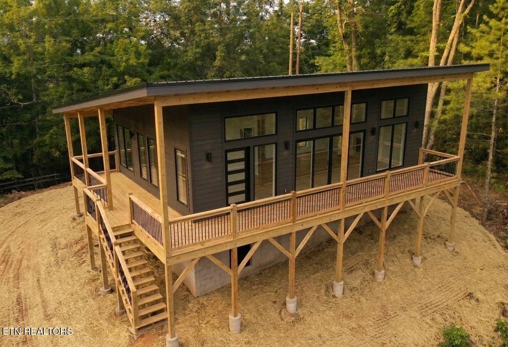 Photo of 3173 Stepping Stone Drive, Sevierville, TN 37862 (MLS # 1353140)