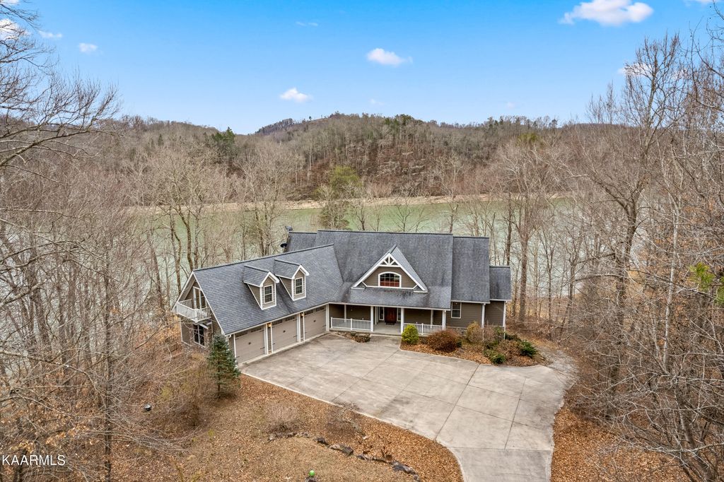 Photo of 1865 Mountain Shores Road Rd, New Tazewell, TN 37825 (MLS # 1219583)