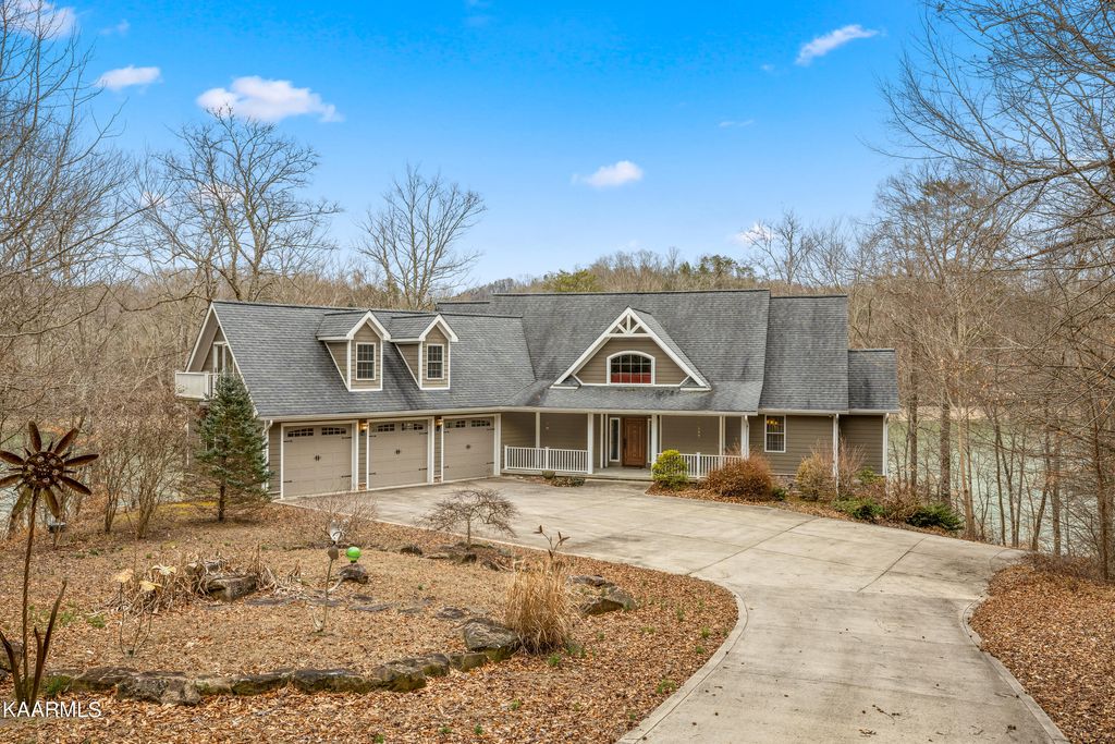 Photo of 1865 Mountain Shores Road Rd, New Tazewell, TN 37825 (MLS # 1219583)