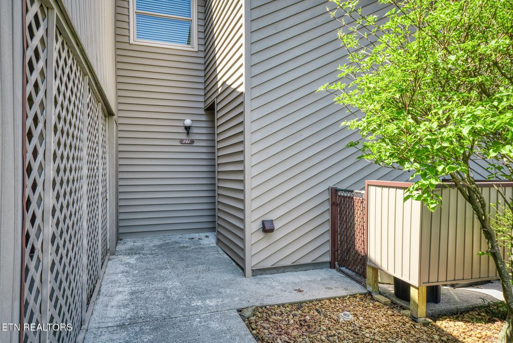 Photo of 7 Lakeshore Circle #141, Crossville, TN 38558 (MLS # 1322100)