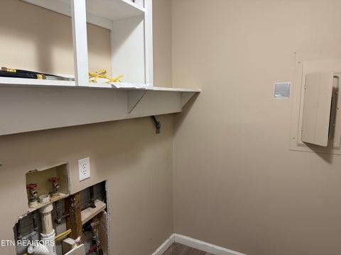 Tiny photo for 522 College Grove Rd, Rockwood, TN 37854 (MLS # 1355999)