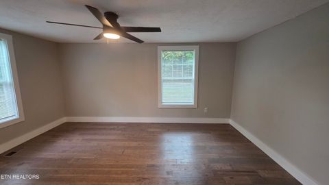 Tiny photo for 671 Hen Valley Rd, Oliver Springs, TN 37840 (MLS # 1316782)