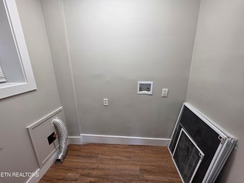Tiny photo for 671 Hen Valley Rd, Oliver Springs, TN 37840 (MLS # 1316782)