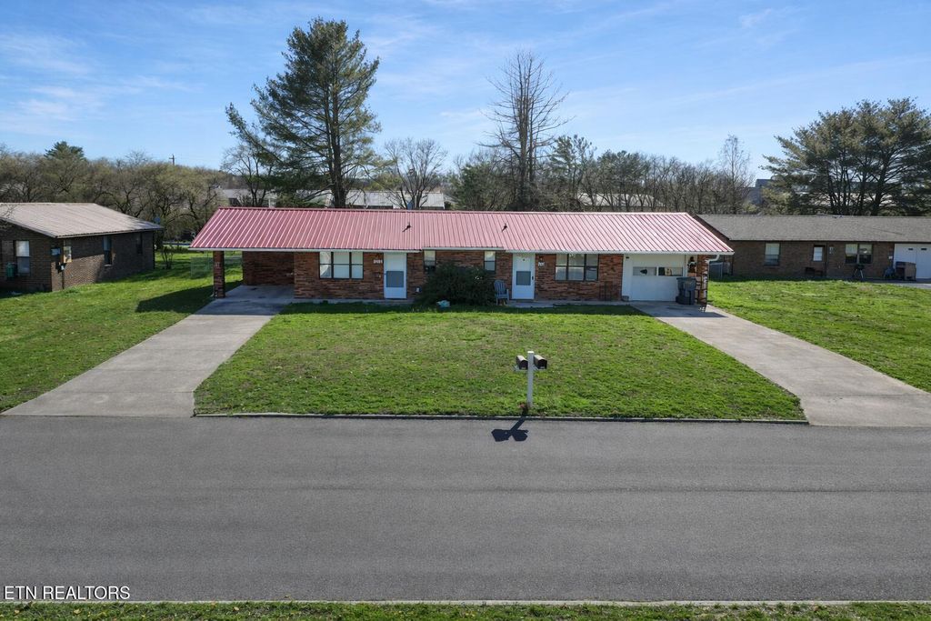 Photo of 1273 Bluegrass Rd, Sevierville, TN 37862 (MLS # 1332632)