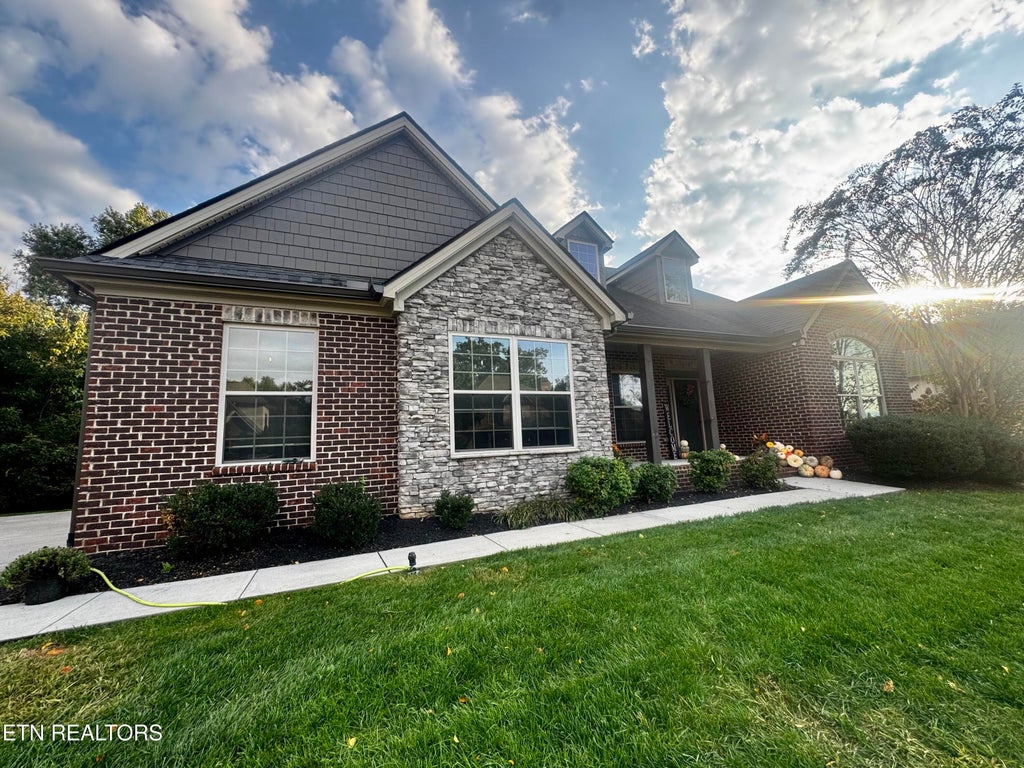 Photo of 2151 Mystic Ridge Rd, Knoxville, TN 37922 (MLS # 1359292)