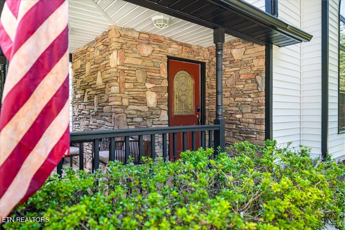 804 Pine Hollow Rd