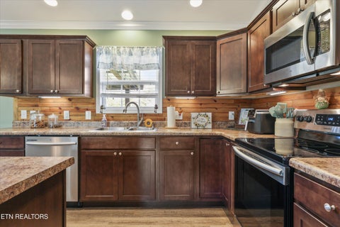 Tiny photo for 5631 Old Niles Ferry Pike, Greenback, TN 37742 (MLS # 1355695)