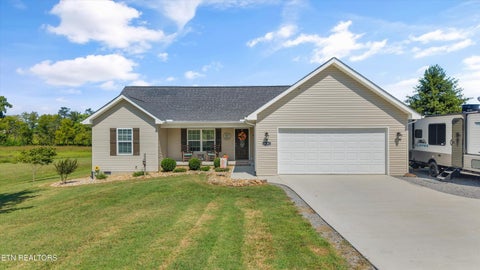 Photo of 5631 Old Niles Ferry Pike, Greenback, TN 37742 (MLS # 1355695)