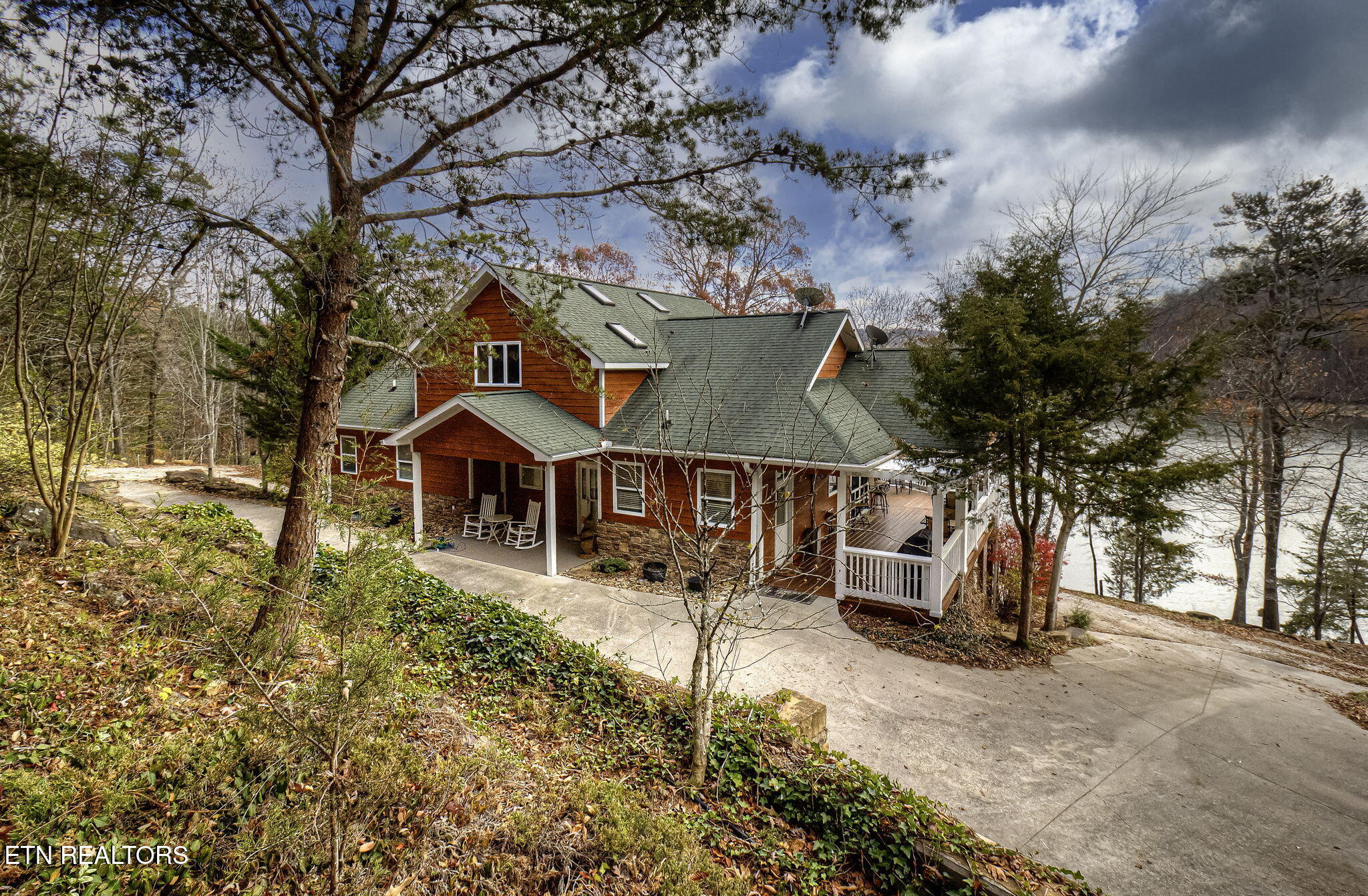 421 Norris Shores Drive