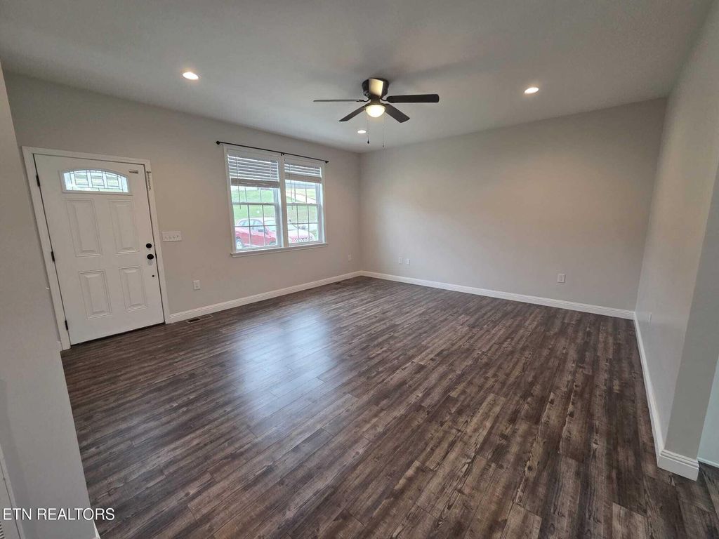 Photo of 403 Sunrise Ridge Drive, Jefferson City, TN 37760 (MLS # 1333245)