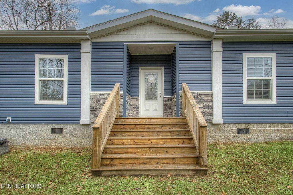 Photo of 1747 Dumplin Loop Rd, New Market, TN 37820 (MLS # 1320554)