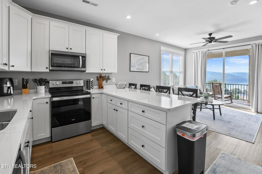 Photo of 110 E Harbor View Lane #A, LaFollette, TN 37766 (MLS # 1335726)