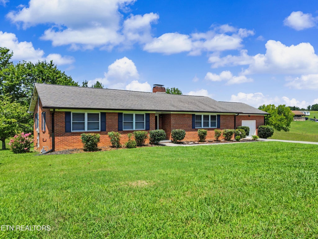 Photo of 717 Old Glory Rd, Maryville, TN 37801 (MLS # 1350547)