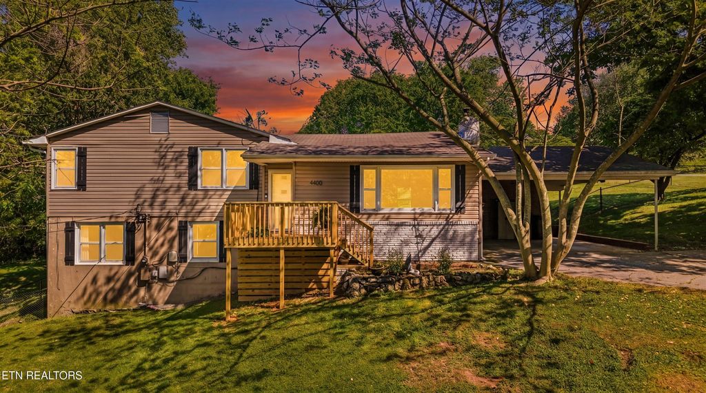 Photo of 4400 NE Wahli Drive, Knoxville, TN 37918 (MLS # 1337915)