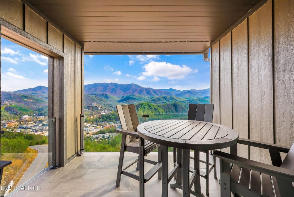 Photo of 855 Campbell Lead Rd #UNIT 501, Gatlinburg, TN 37738 (MLS # 1329820)