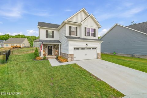 Photo of 211 Queenberry St, Oak Ridge, TN 37830 (MLS # 1342216)